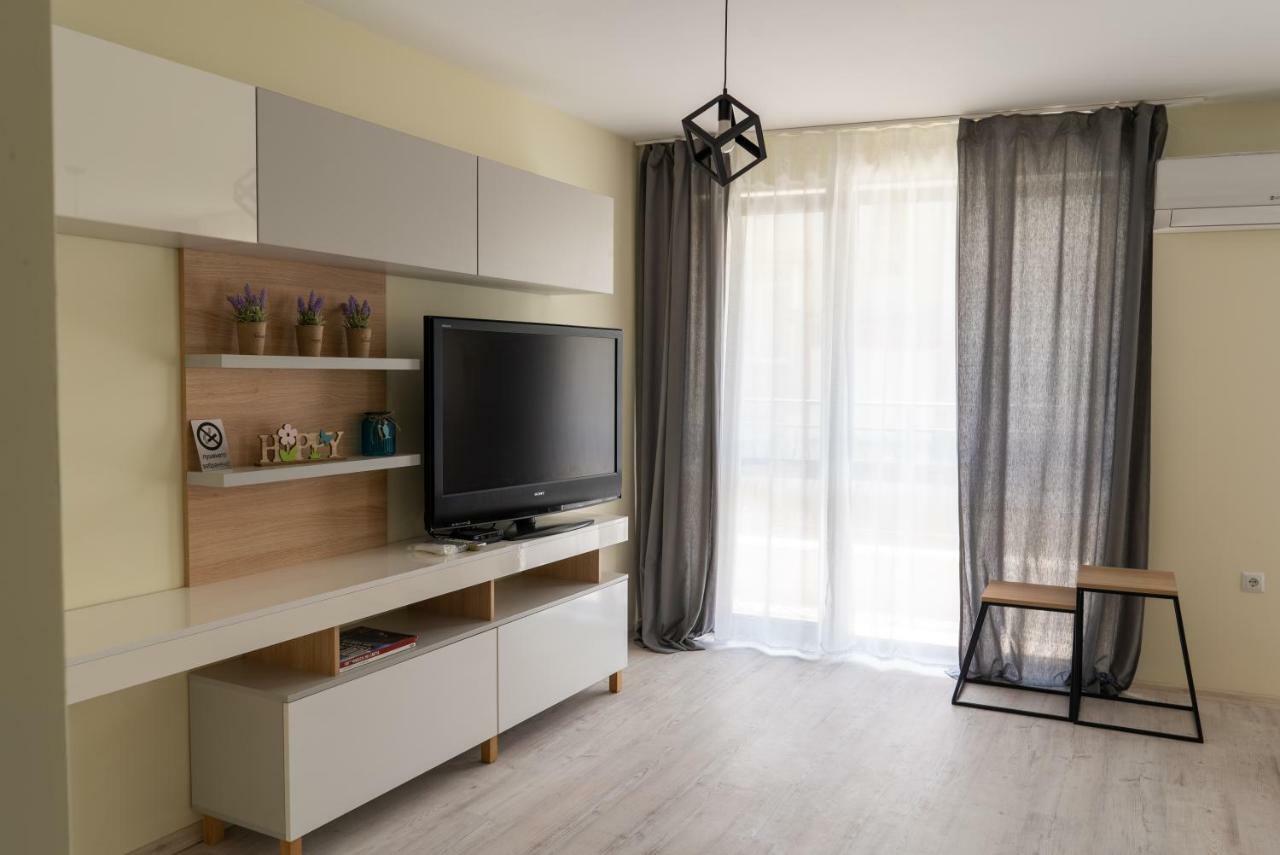 La Familia Apartments Varna Exterior foto